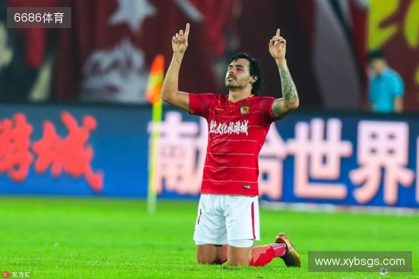 哈格里夫斯:有库尼亚这种个性的球员太好了,就喜欢他的风格 哈格里夫斯:有库尼亚这种个性的球员太好了,就喜欢他的风格